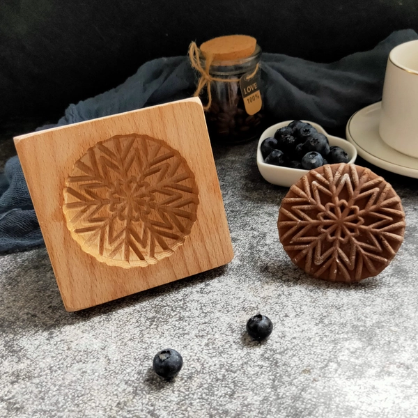 Sunflower Wooden Cookie Mold: Beech Wood Cookie Stamp