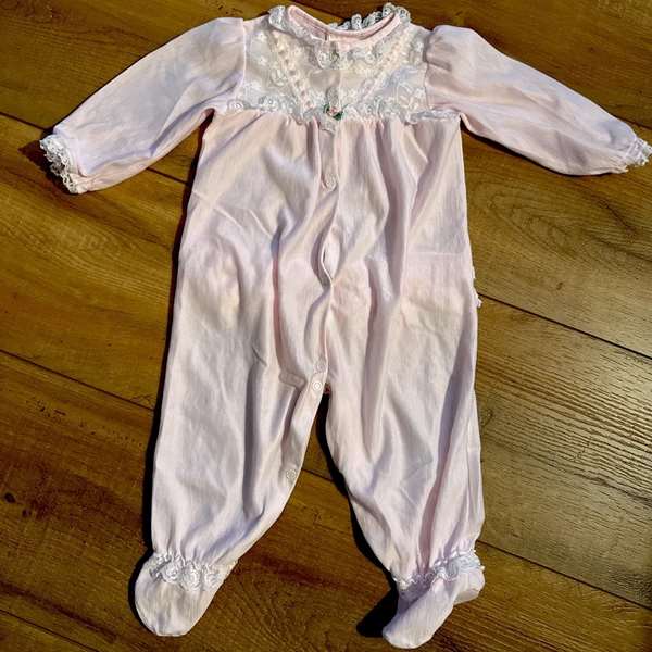 Vintage Allison Ann Baby Girl Pink Lace Footed Sleeper 80s 90s Ruffle Rosette
