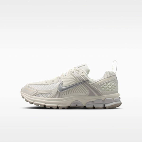 Nike Vomero 5 Big Kids' Shoes with Reflective Accents
