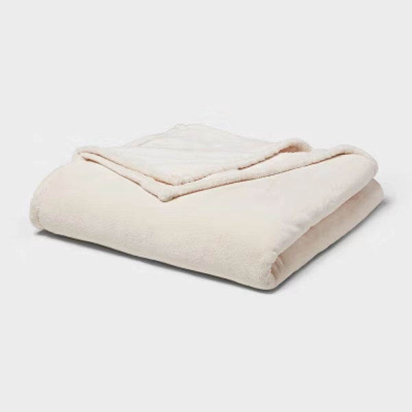 Full/Queen Ultra Plush Blanket Ivory - Threshold™