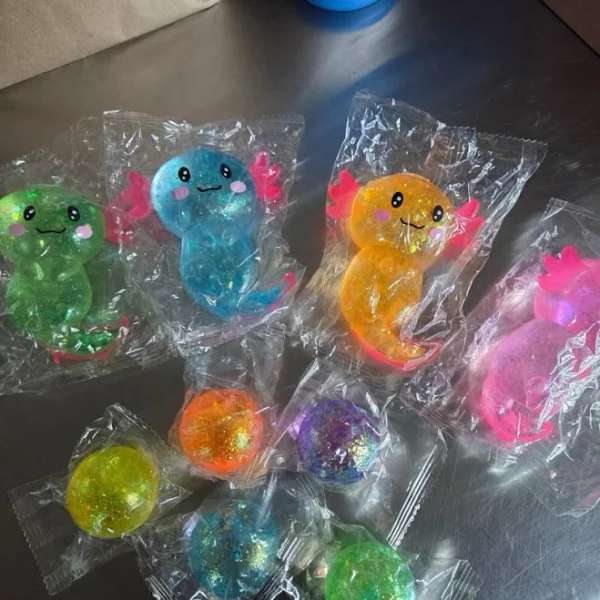 Amazon Sugar Squish Slow Rise Sensory Fidgets - New Toys & Collectibles