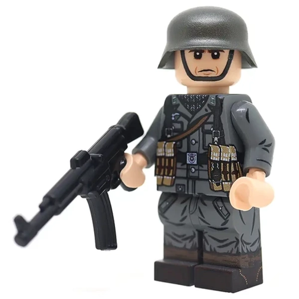 WW2 German Volksgrenadier Minifigure | United Bricks | LEGO Minifigure