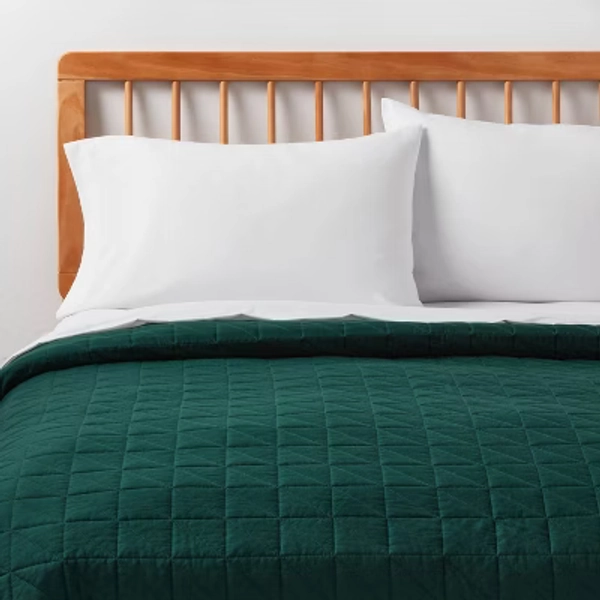 Full/Queen Microfiber Quilt Dark Green - Room Essentials™