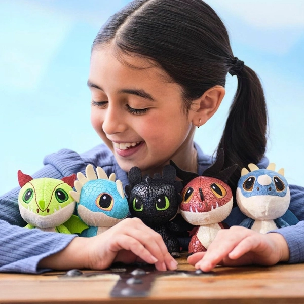 Dreamworks How to Train Your Dragon Mini Plush Dragon Assortment | Smyths Toys UK
