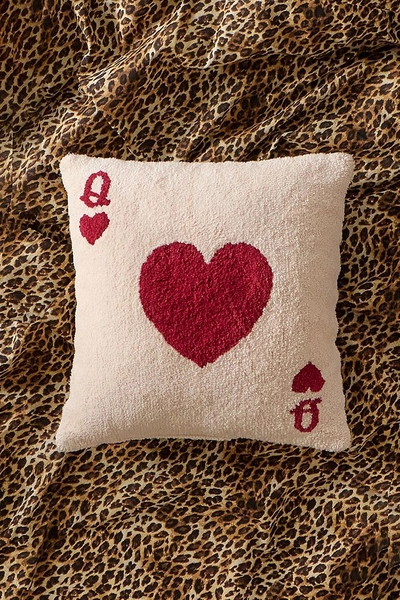 Queen Of Hearts Tuft Cushion