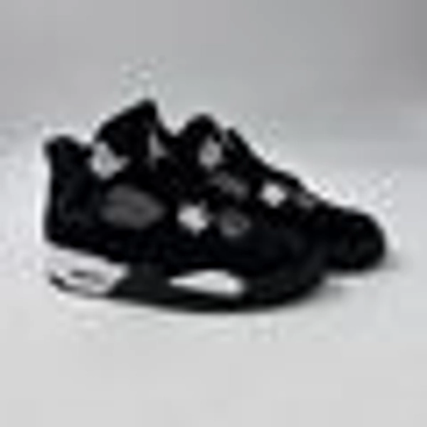 Nike Air Jordan 4 Retro White Thunder FQ8213-001 Size 4.5Y