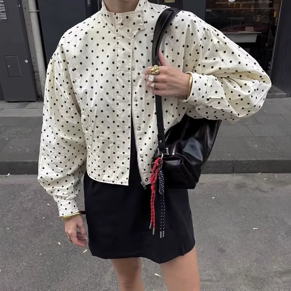 "XWN717" (cream option)