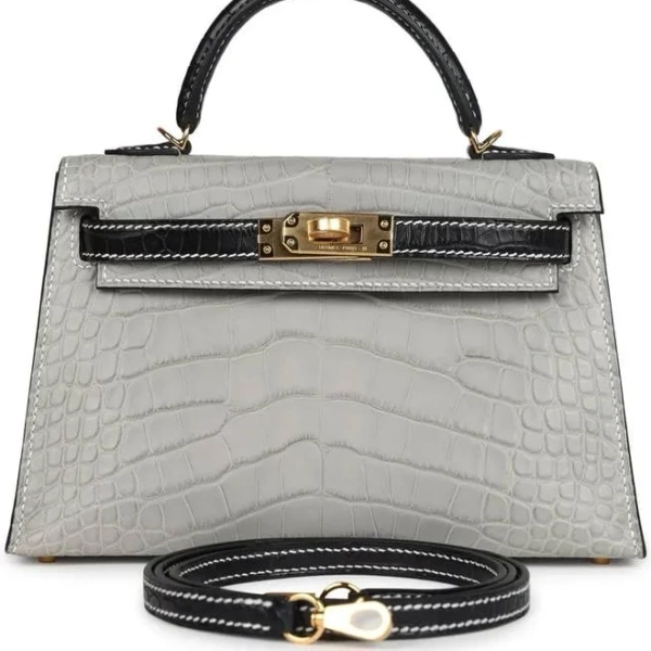Hermès Special Order (HSS) Kelly Sellier 20 Gris Perle and Black Matte Alligator Gold Hardware