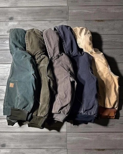 Vintage Carhartt J130 Active Jacket, Quilted Workwear Hoodie