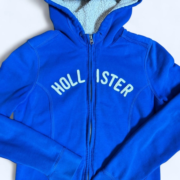 Vintage Blue Hollister Co. zip-up hoodie #hollister...