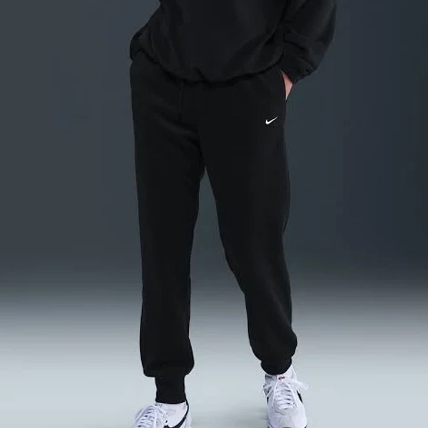 Nike Women's Phoenix Plush Mid-Rise Cozy Fleece Pants