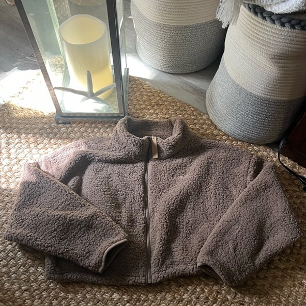 NWT Skims Crop Sweater Jacket Soft