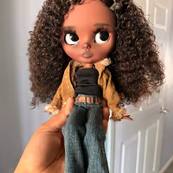 Custom factory Blythe dolls <3!!!