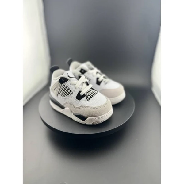 Jordan 4 Retro Military Black
