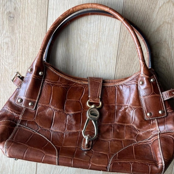 Vintage Dooney &amp; Bourke croc shoulder bag. In...