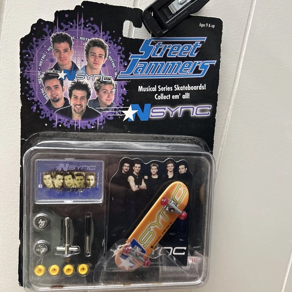 RARE NEW NSYNC STREET JAMMERS MUSICAL SKATEBOARDS NIP TIMBERLAKE