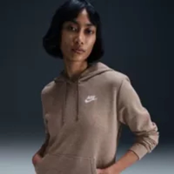 Nike Women's Sportswear Club Fleece Pullover Hoodie