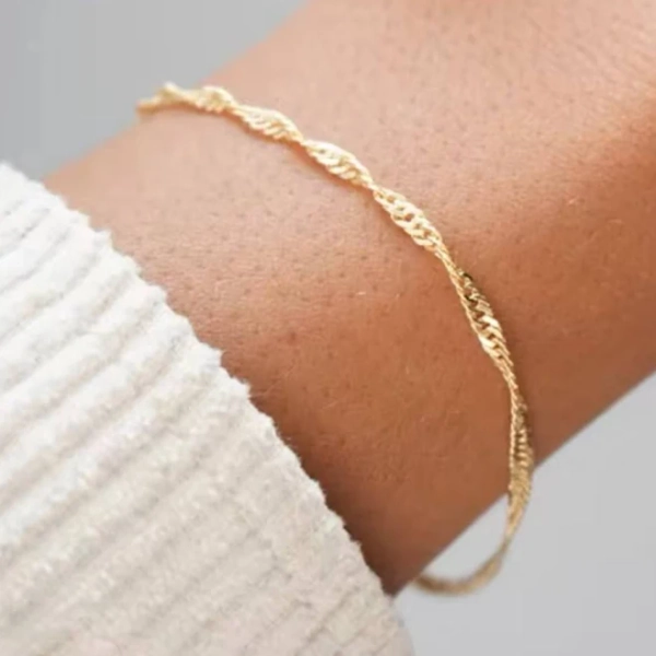 14K Gold Filled Minimal Twist Chain Bracelet
