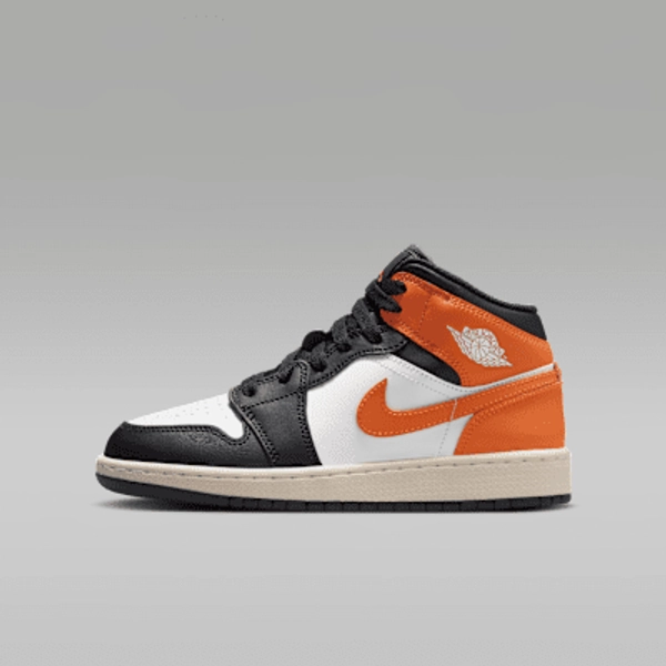 Air Jordan 1 Mid Big Kids' Shoes