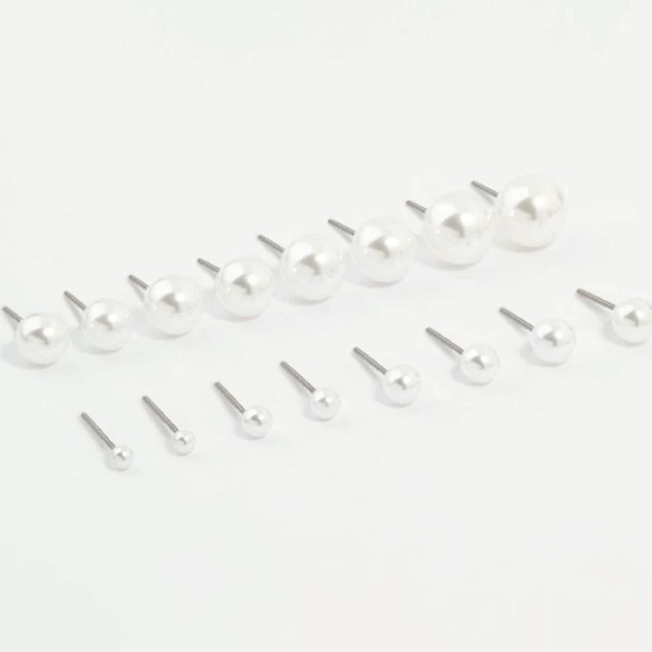 Lovisa 8-Pack Pearl Stud Earrings