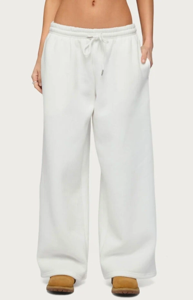 Petite Kamari Low Rise Wide Sweatpants