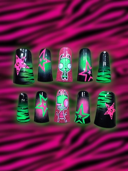 Invader Zim Hand Painted Press-on Set - Etsy