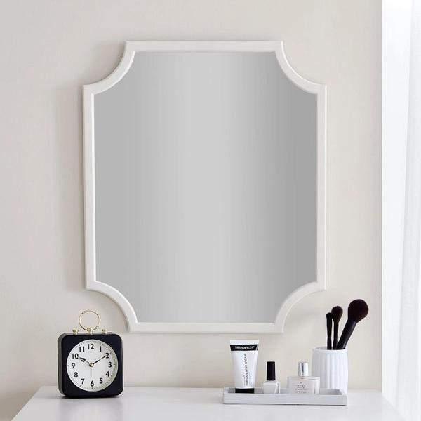 No Nails Scallop Mirror (20"x24")