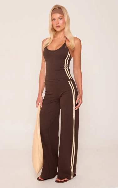 Chocolate Sculpt Contrast Side Stripe Straight Leg Yoga Pants