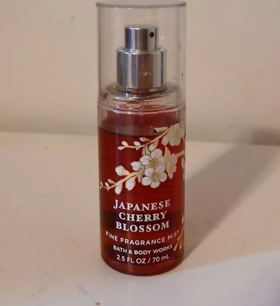 Bath & Body Works Japanese Cherry Blossom Fine Fragrance Mist
