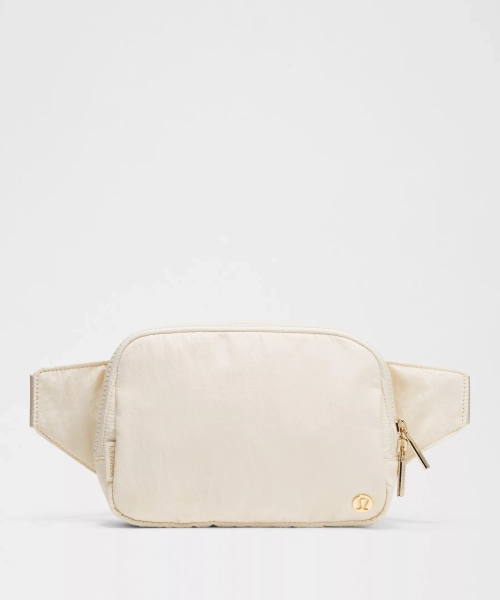 Everywhere Belt Bag Large 2L - Light Ivory - ONE SIZE