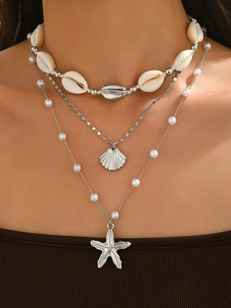 Set de 3 collares hechos a mano con cuerda trenzada y conchas, con colgantes de estrella de mar y vieira de plata, elegante y romántico para uso diario, citas en la playa y fiestas. La longitud de la cuerda trenzada y la cantidad de perlas falsas pueden variar.