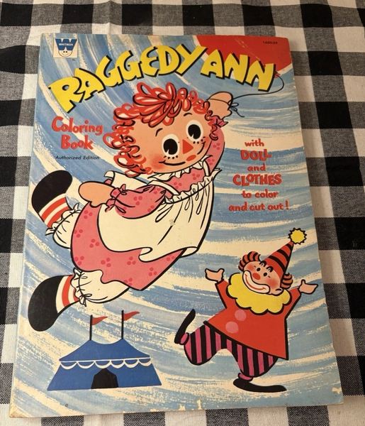 Vintage 1971 Raggedy Ann Coloring Book Whitman Authorized Edition
