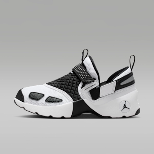 Jordan Trunner LX Women's Shoes - White/Reflective Silver/Black - Size 5.5