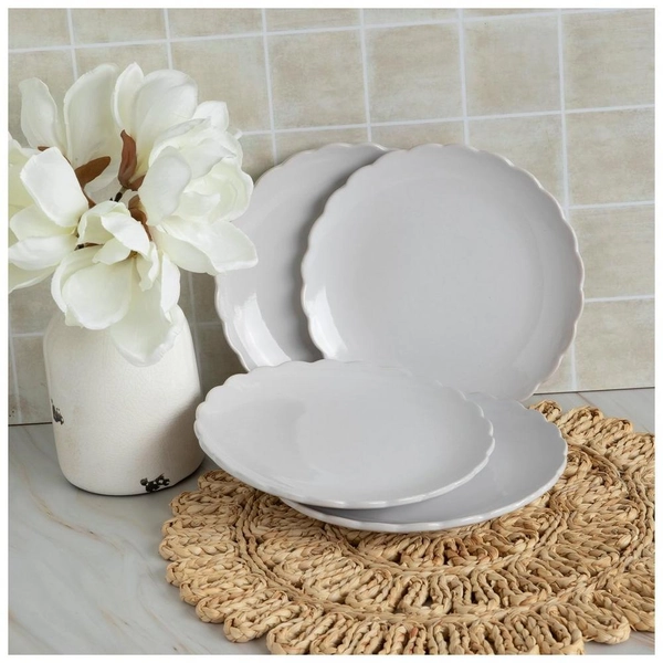 Scalloped Ceramic Plates