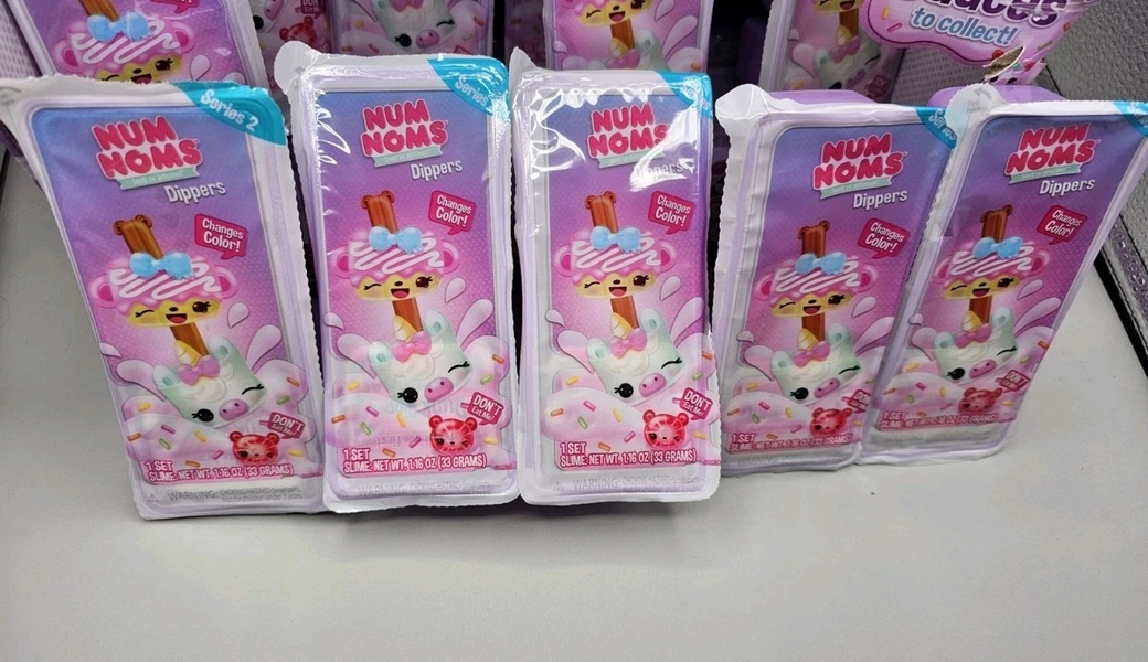Num Noms Dippers NEW Series 2 LOT OF 5 Sealed 2017 Snackables Slime Collectible 