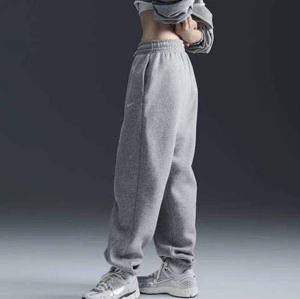 Nike Women's Phoenix Fleece High-Waisted Oversized Tracksuit Bottoms