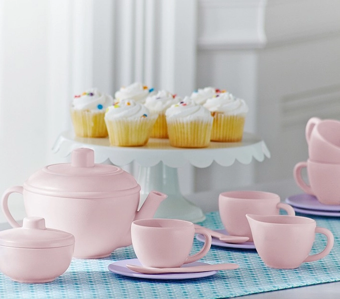 Green Toys<sup>®</sup> Tea Set