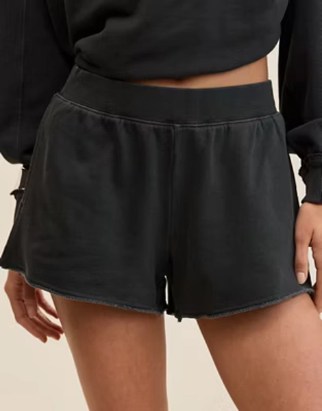 Aerie Alumni Short