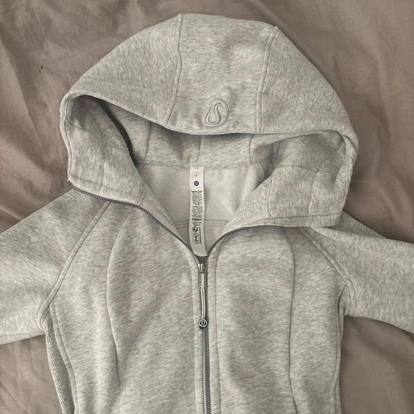 Grey Lululemon scuba slim fit zip up hoodie size 6...