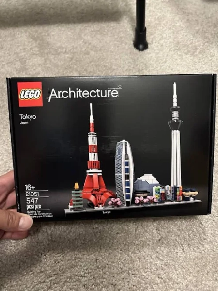 21051 LEGO Architecture Tokyo