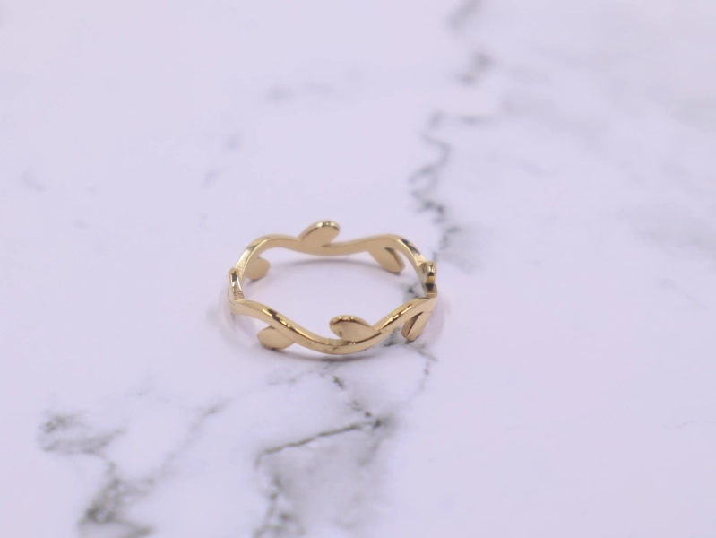 Fav Leaf Ring Gold | Botanical Flower Ring | Waterproof | Minimal | Bridesmaid Gift | Gifts For Her | Friendship Jewelry | Statement Ring