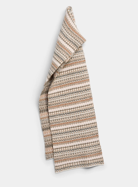Neutral jacquard scarf