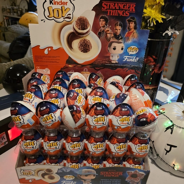 4 × Kinder Joy Stranger Things Eggs – Funko Toys Inside – Limited Edition