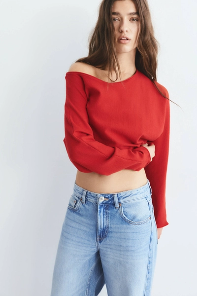 Asymmetric jumper