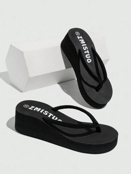 Women's Fashionable, Casual, Comfortable Black Color Flat Sole Slipper Sandals. Slip Resistant, Suitable For Indoor & Outdoor Use