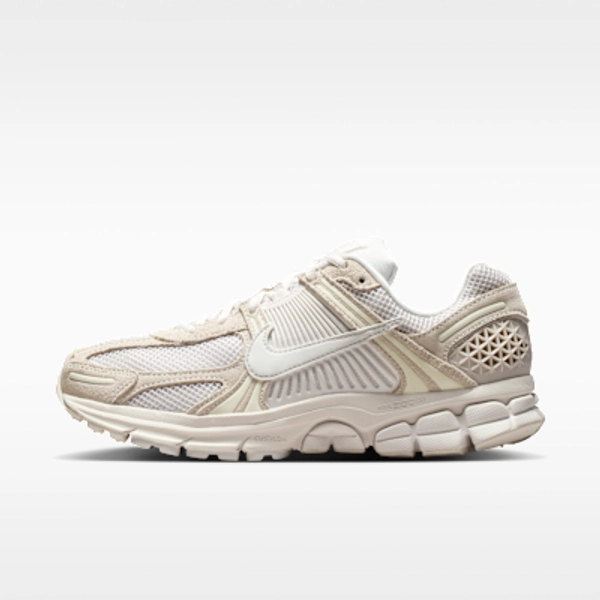 Nike Zoom Vomero 5 Women's Shoe with Reflective Accents