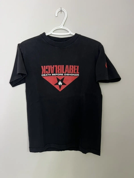 Vintage Y2K Skate brand Black Label Death Before Dishonour