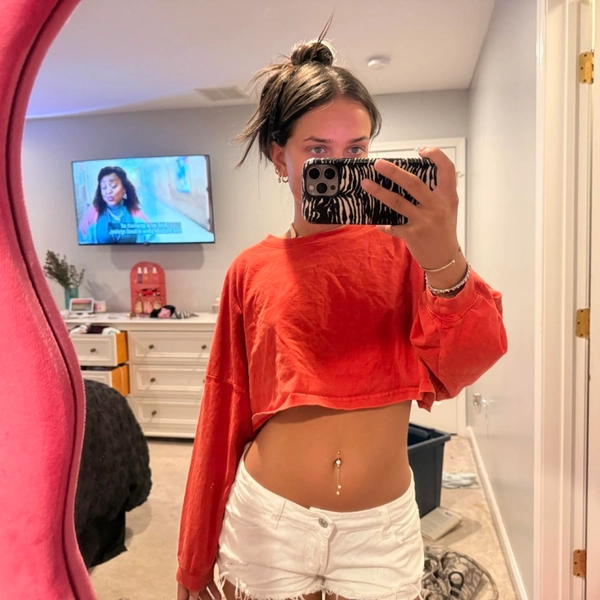 Orange cropped long sleeve top 
Forever 21- size...