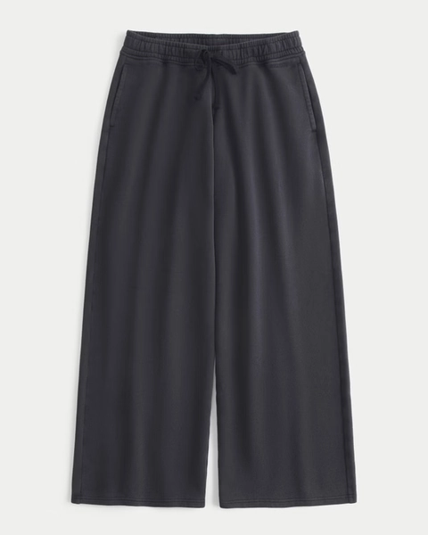Hollister Feel Good Low-Rise Washed Baggy Sweatpants