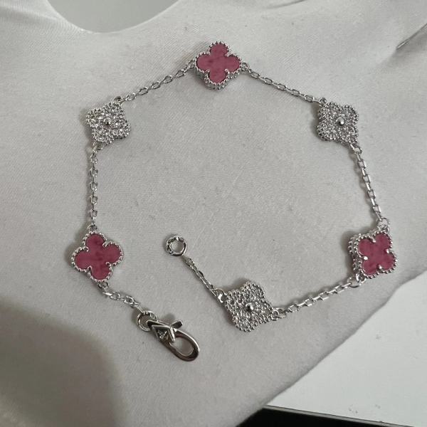 Faye Mini Bracelet (silver options)